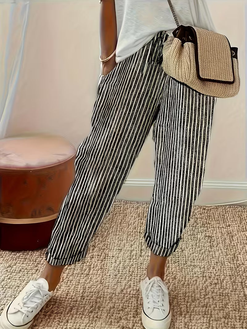 Gestreifte Freizeithose mit weitem Bein