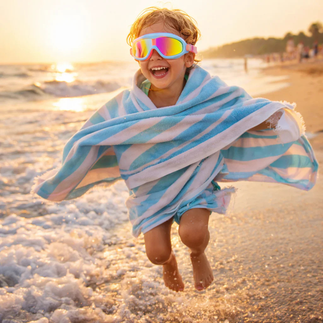Kinder-Schwimmbrille mit Gehörschutz und klarer Sicht