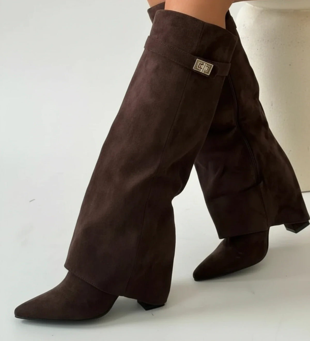 Kniehohe Slouchy-Schlupfstiefel für Damen