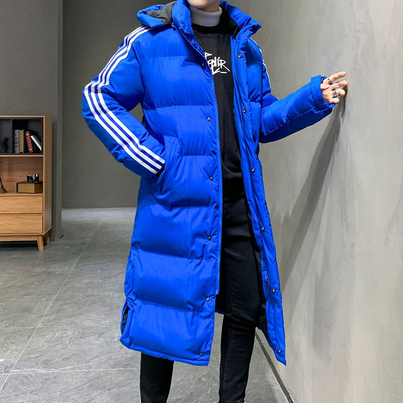 Lange Winterjacke mit Kapuze