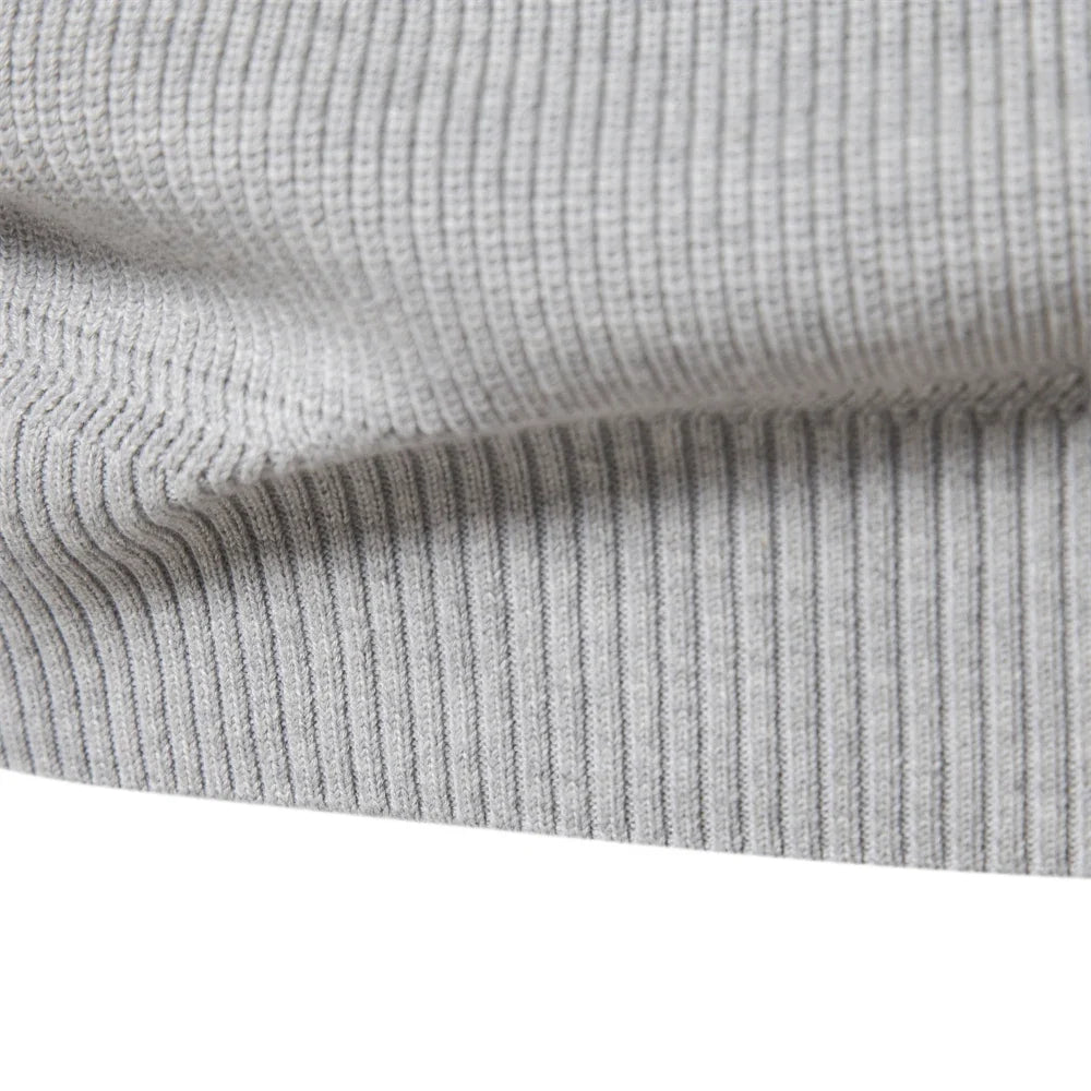 Lässige Herren-Strickjacke mit Stehkragen und Reißverschluss
