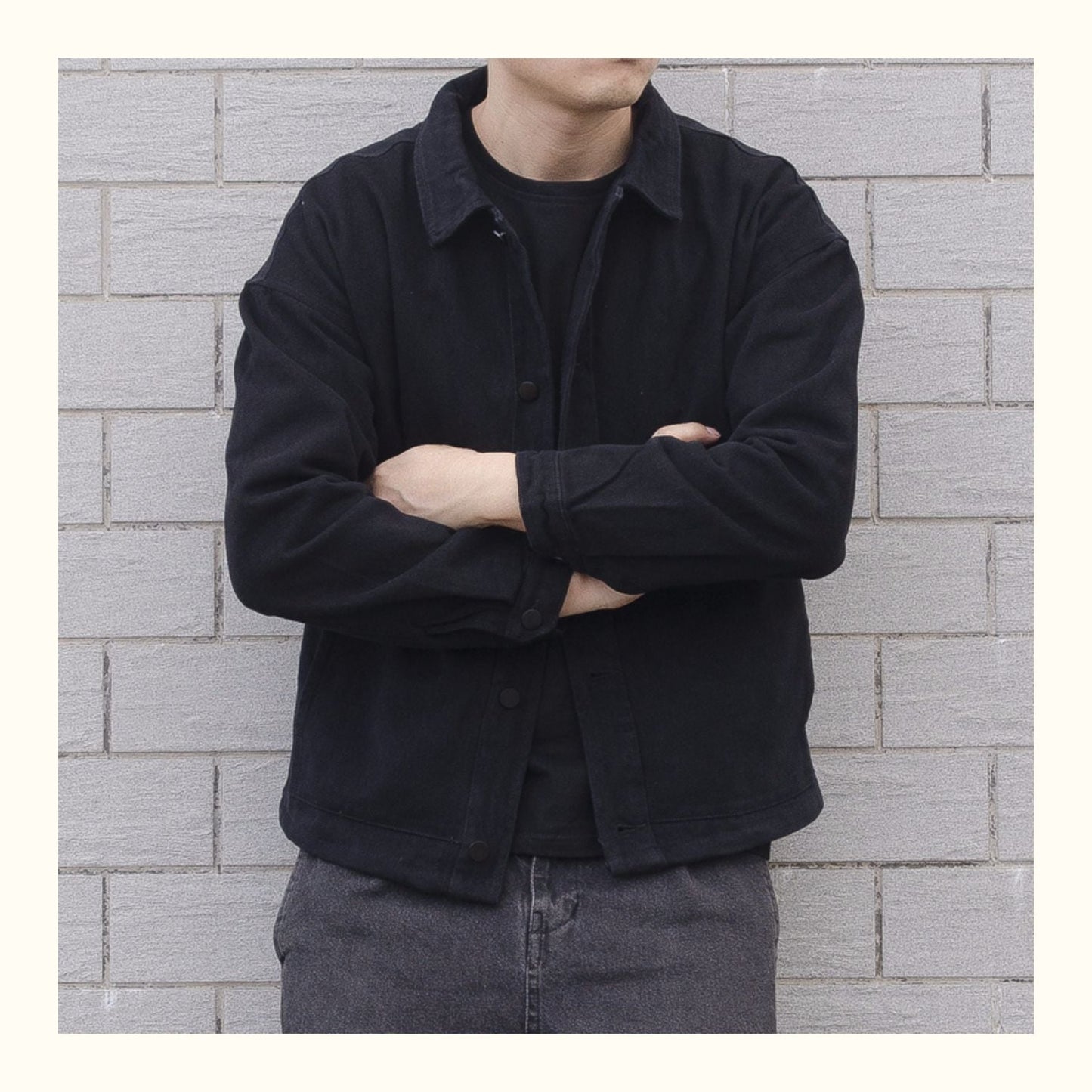 Legere Herrenjacke mit Knopfleiste