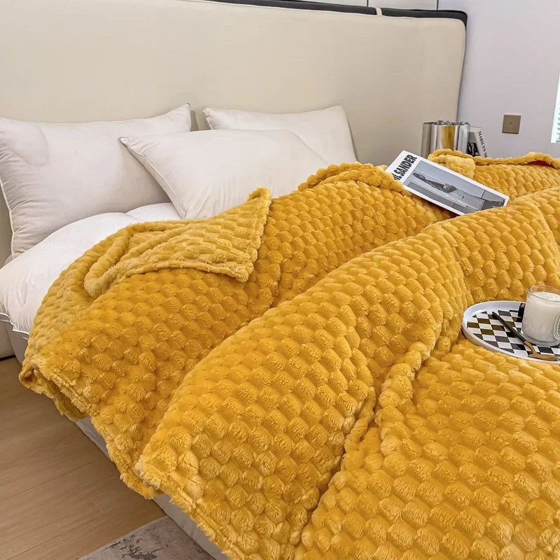 Samtweich mit Karo-Muster, weich, warm und flauschig - Komfortabler Sofaüberwurf und Kuscheldecke für Erwachsene, Kinder und Haustiere