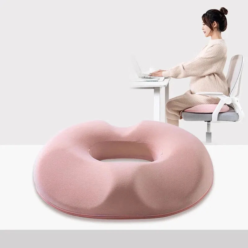 Sitzkissen aus Memory-Schaumstoff – Entlastung für Steißbein und Wirbelsäule – Ergonomisch und bequem