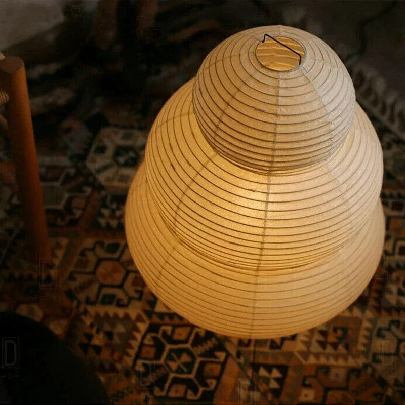 Washi-Stehlampe – Japanische Reispapier-Stehlampe im sphärischen Design mit weichem, warmem Licht