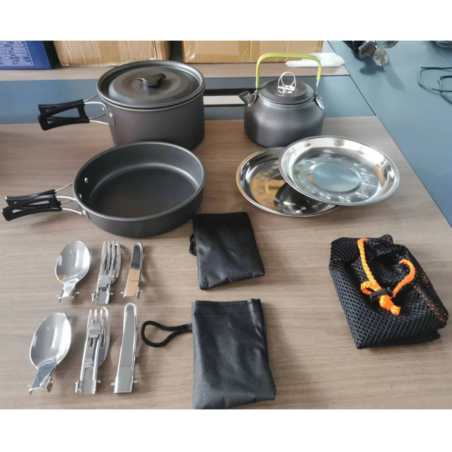 17-Teiliges Camping-Kochgeschirr- und Geschirr-Set