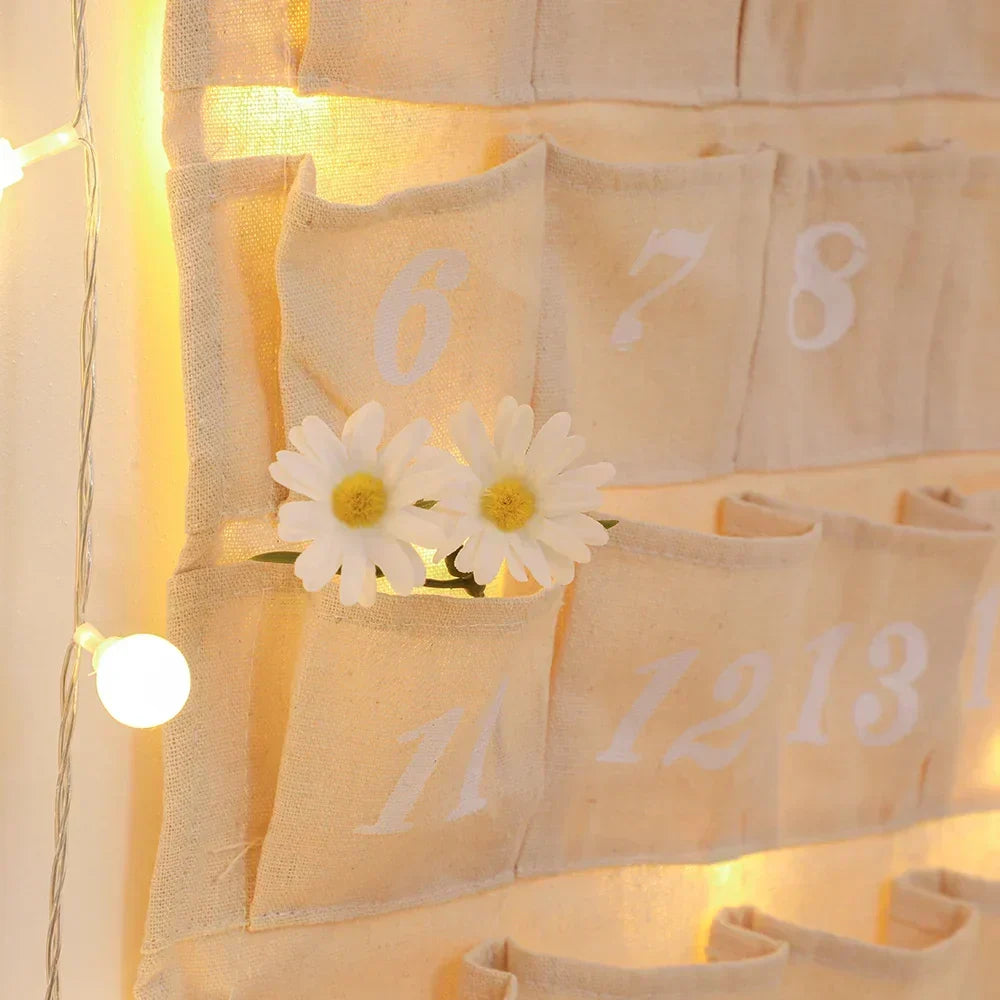 Adventskalender aus Baumwolle mit 24 Taschen – nachhaltige und wiederverwendbare Weihnachtsdekoration