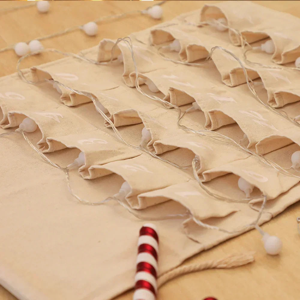 Adventskalender aus Baumwolle mit 24 Taschen – nachhaltige und wiederverwendbare Weihnachtsdekoration