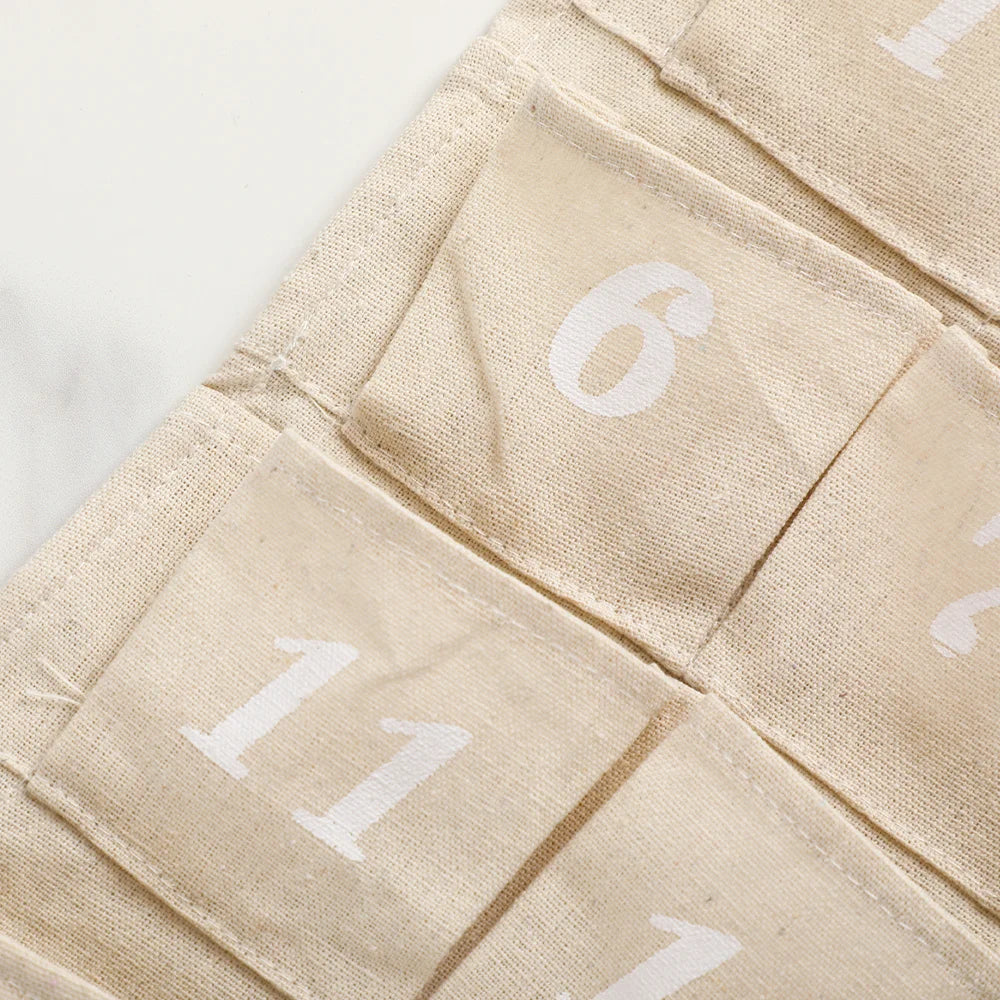 Adventskalender aus Baumwolle mit 24 Taschen – nachhaltige und wiederverwendbare Weihnachtsdekoration