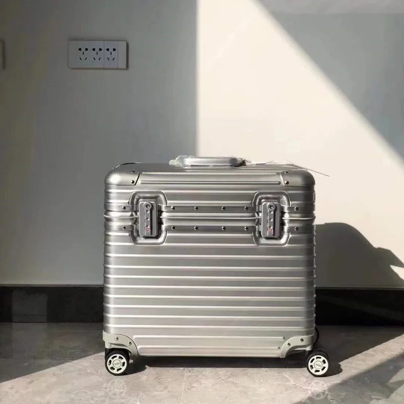 Aluminium-Magnesium-Hartschalenkoffer mit 360°-Rollen