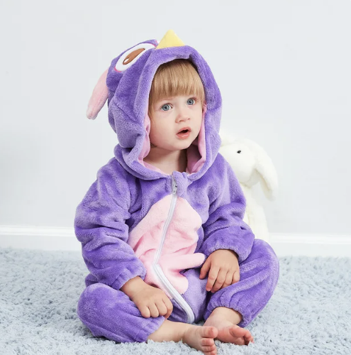 Baby-Onesies im Tier-Design
