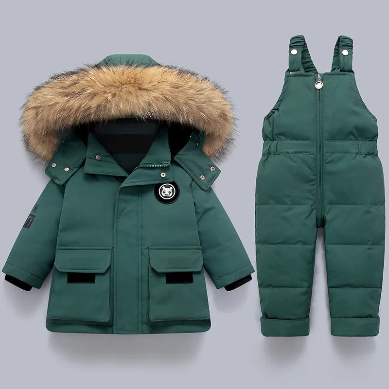 Baby-Schneeanzug – für einen warmen und komfortablen Winter