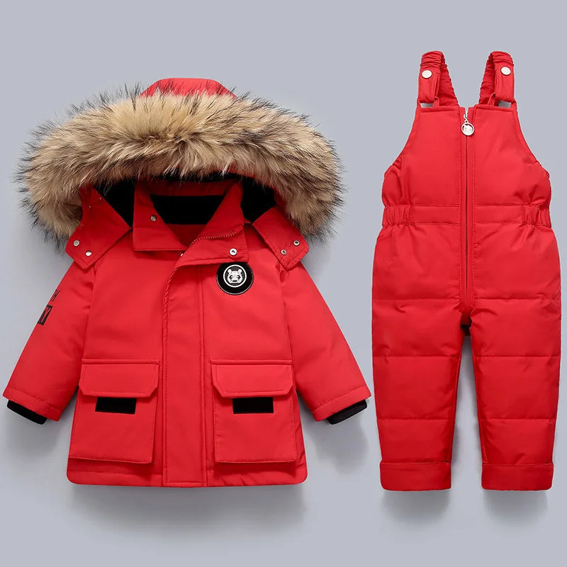 Baby-Schneeanzug – für einen warmen und komfortablen Winter