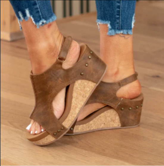 Bequeme, elegante orthopädische Damen-Keilsandaletten