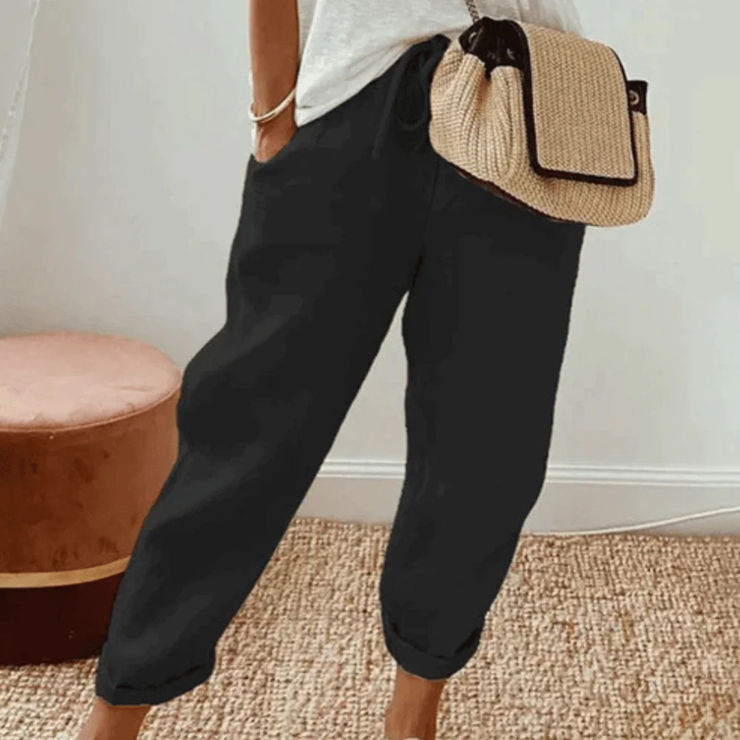 Bequeme Hose mit Kordelzug