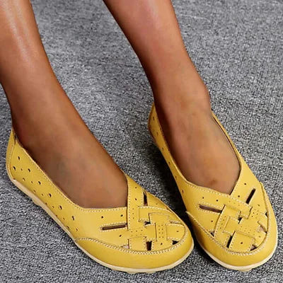 Bequeme Slipper aus atmungsaktivem Leder