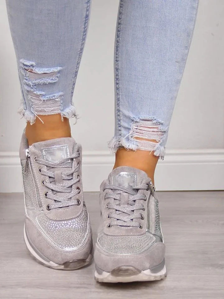 Bequeme Sneaker mit Reißverschluss