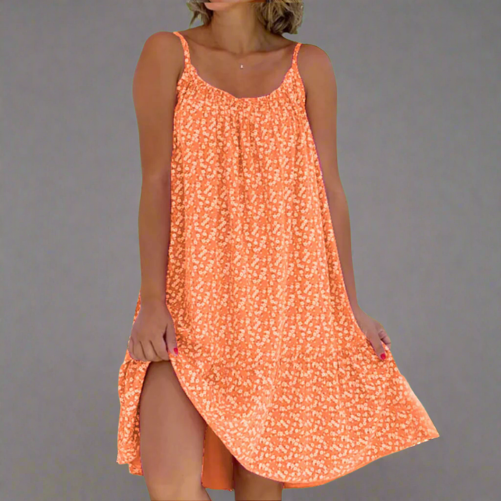 Blumiges Trägerkleid für den Sommer