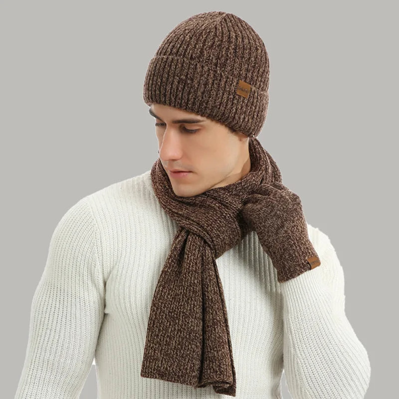 Cooles Winter-Set – mit Mütze, Schal und Handschuhen