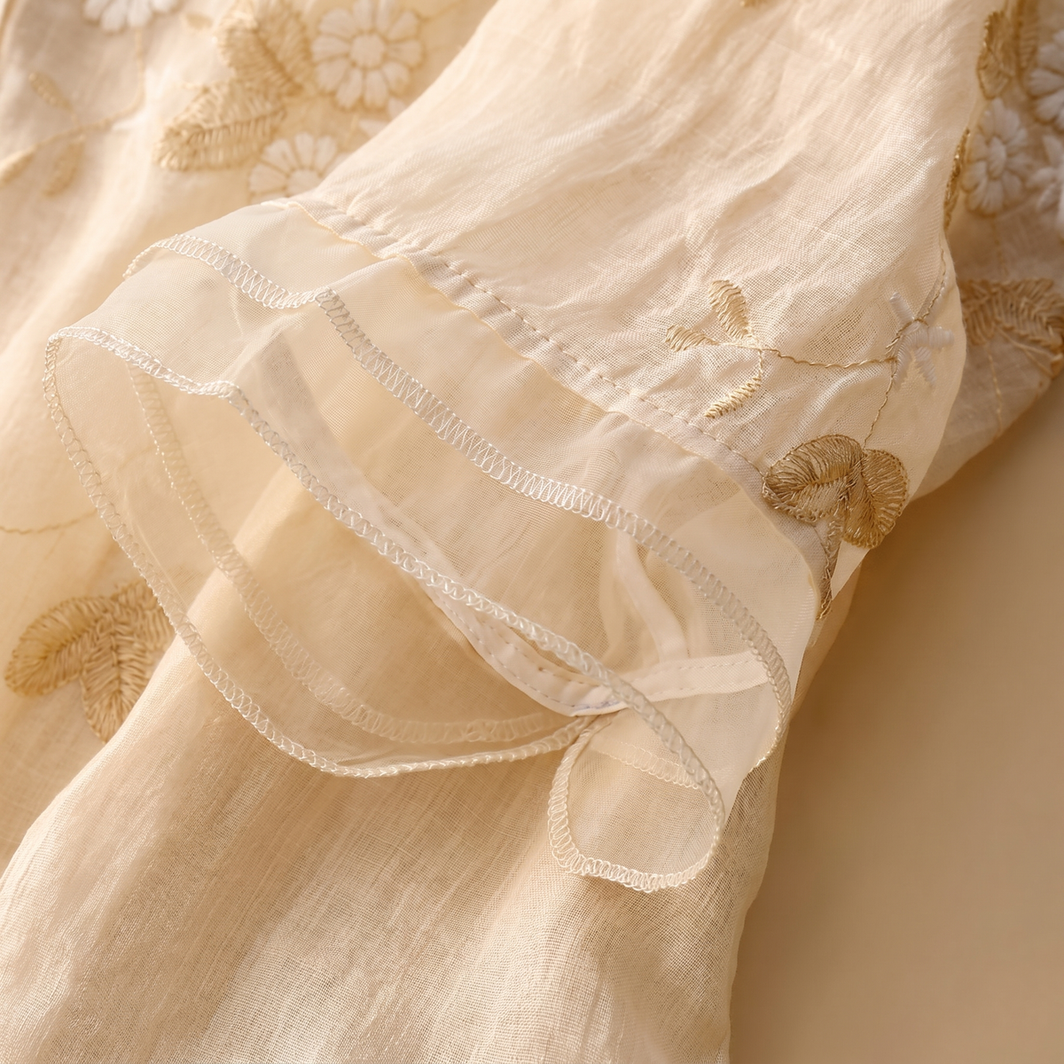 Damen-Baumwollbluse mit Blumenstickerei | Leichtes Sommer-Oberteil mit lockerer Passform