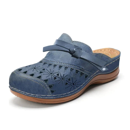 Damen-Clogs zum Hineinschlüpfen mit Schleifen-Akzent und Lochmuster