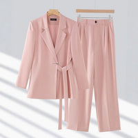 Damen-Hosenanzug mit tailliertem Bindegürtel-Blazer und Wide-Leg-Hose