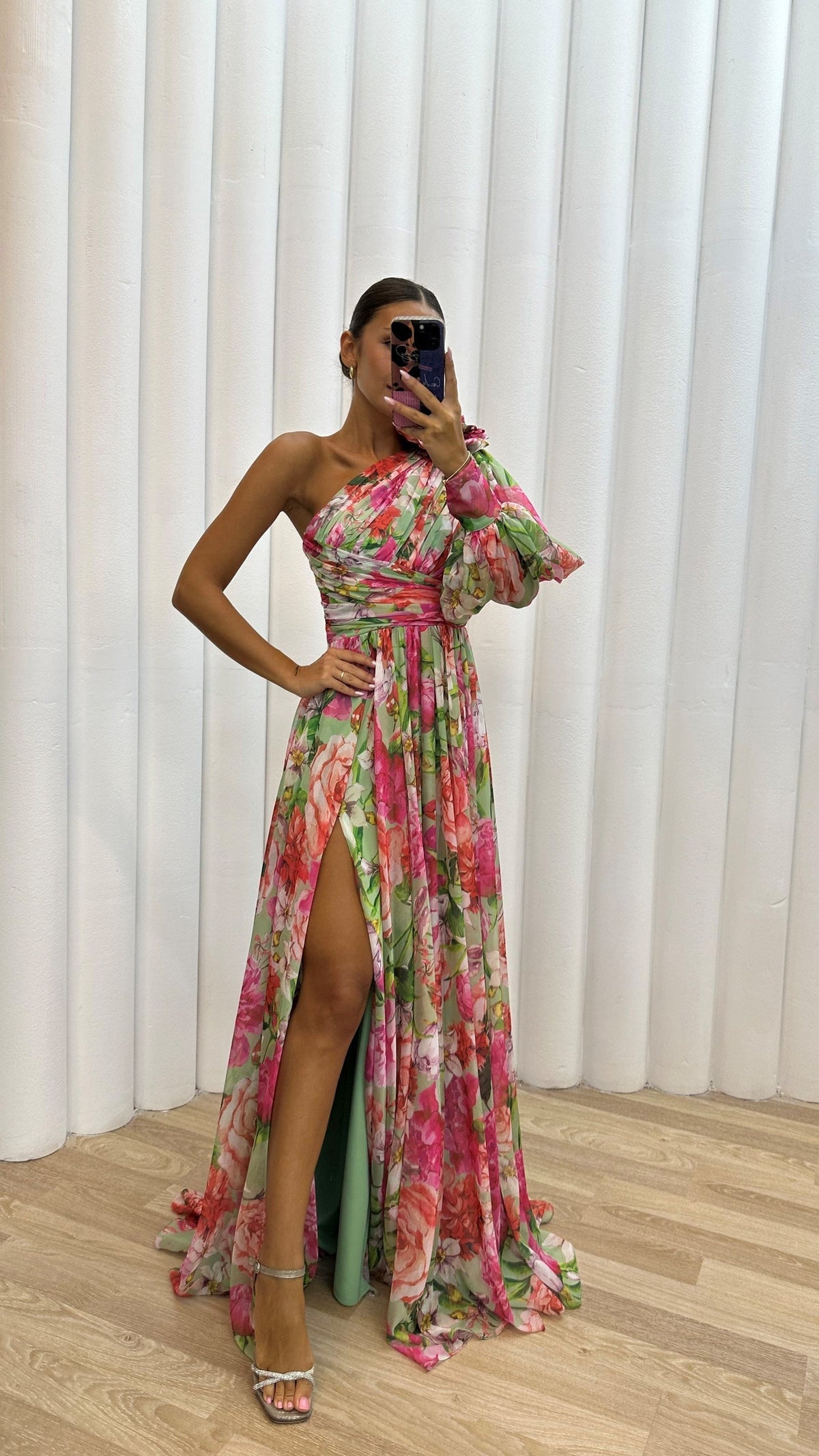 Damen-Maxikleid mit One-Shoulder-Träger – Mehrfarbiges Design & elegante Passform