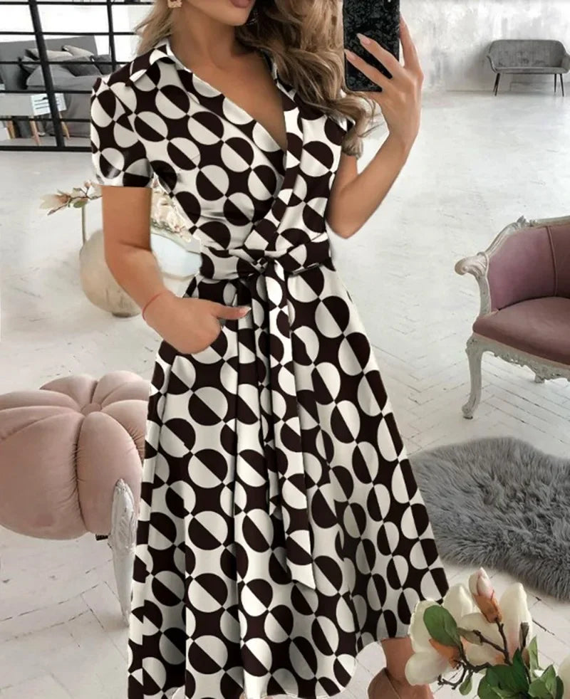 Damen-Midikleid in A-Linie mit Bindegürtel