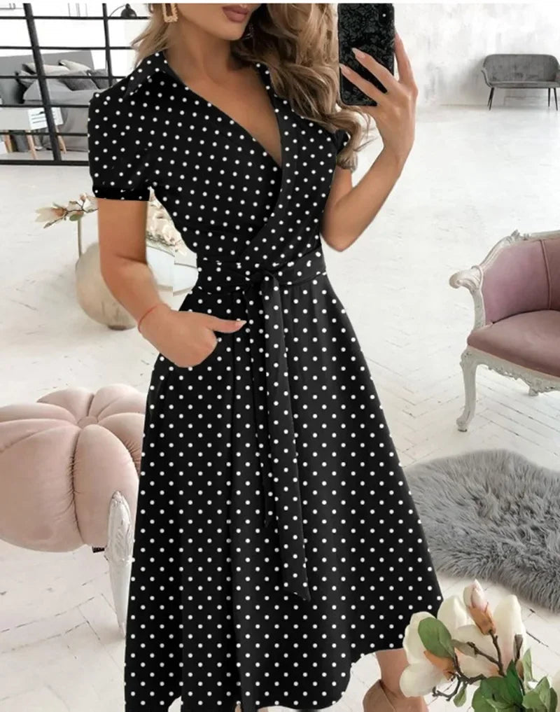 Damen-Midikleid in A-Linie mit Bindegürtel