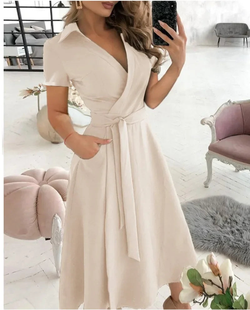 Damen-Midikleid in A-Linie mit Bindegürtel