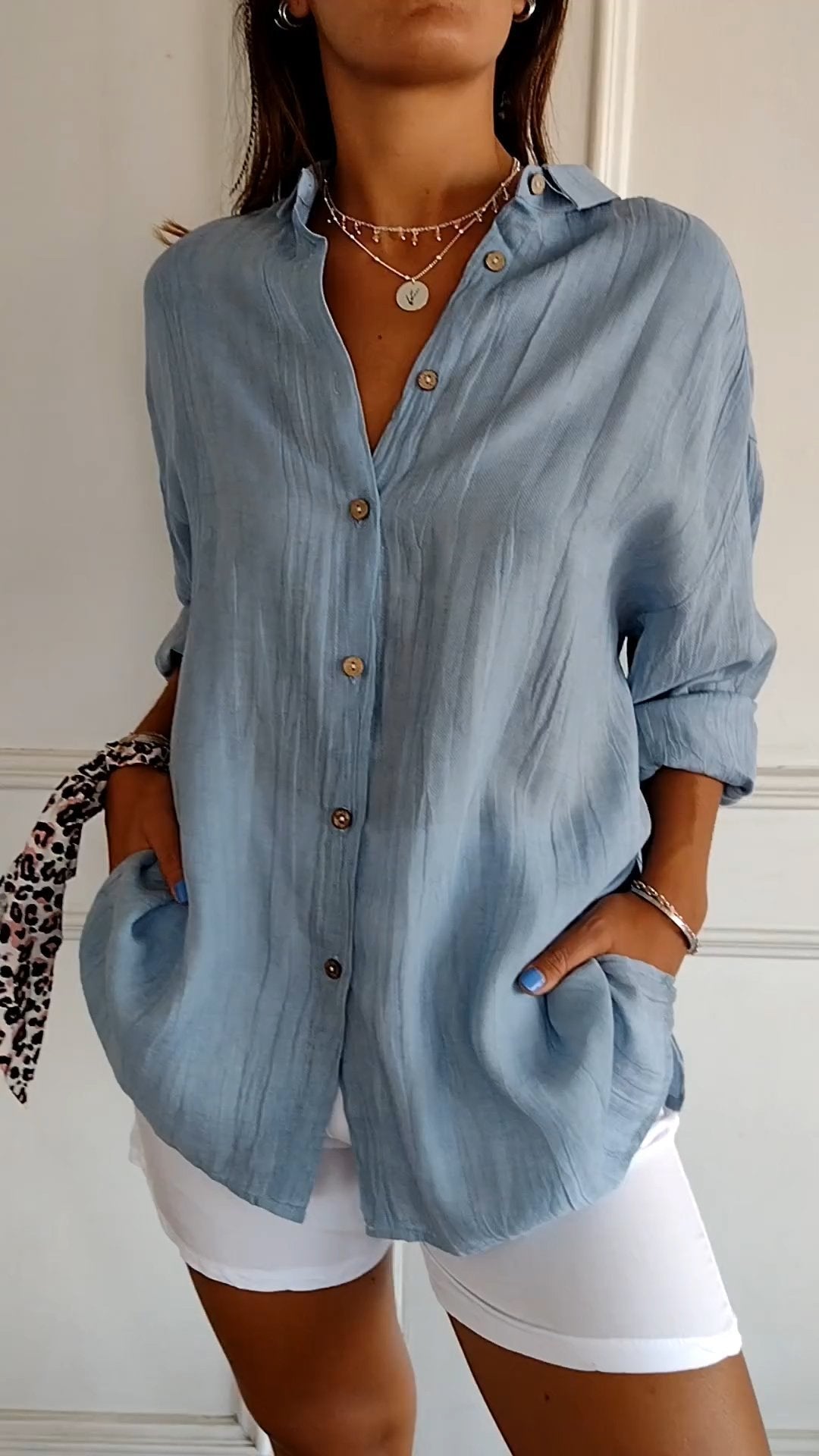 Damen-Sommerbluse mit Langarm – Luftiges Leinen-Seiden-Gemisch mit Faltenwurf und skandinavischer Küsten-Eleganz