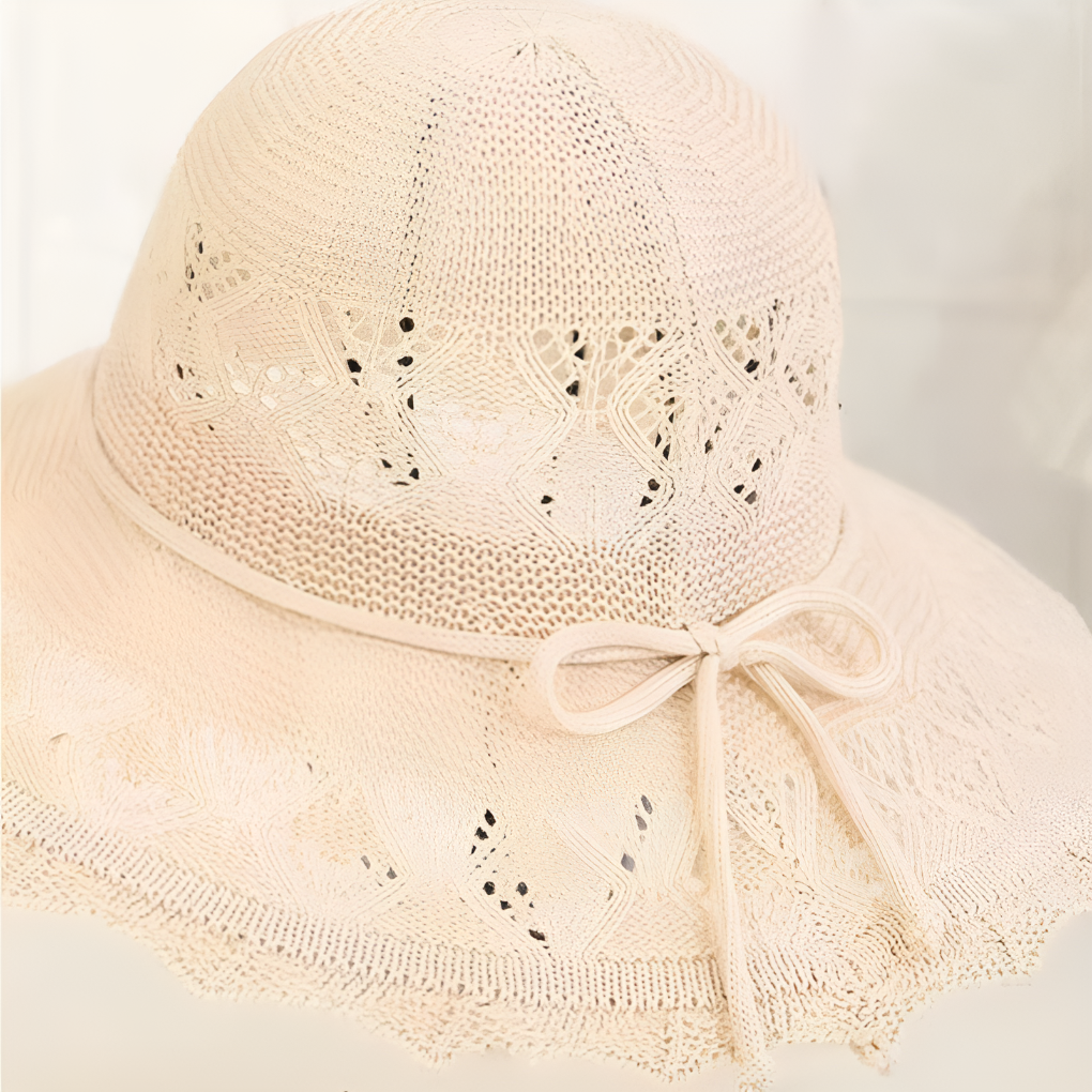Damen-Sonnenhut mit breiter Krempe und Häkeldetails