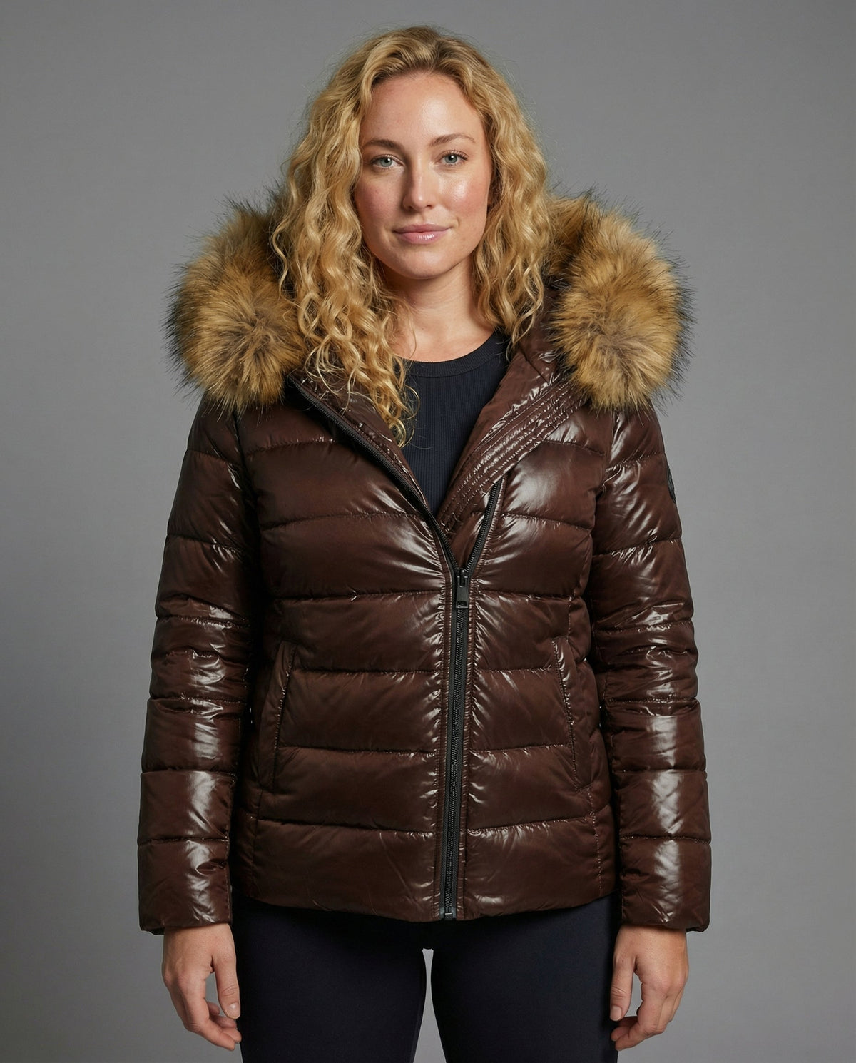 Damen-Steppjacke mit Kunstfellkragen