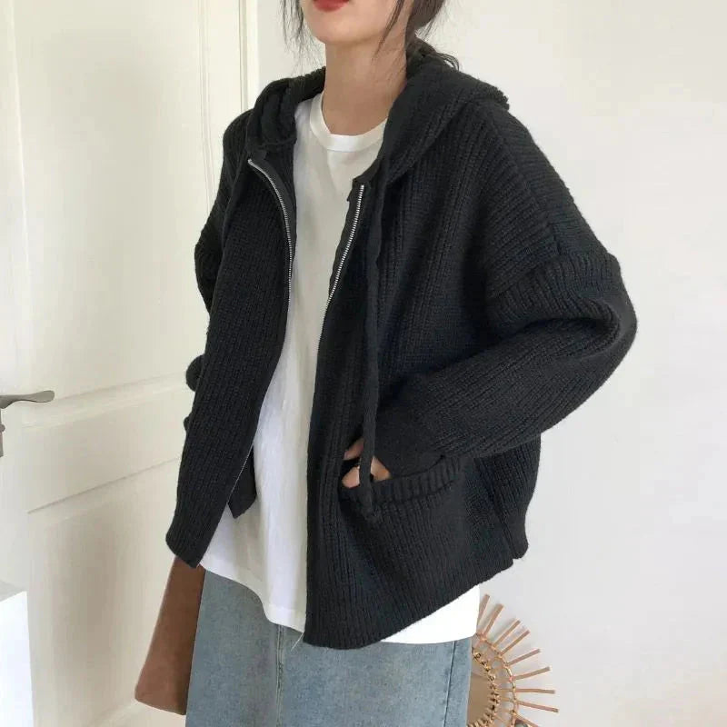 Damen-Strickpullover mit Reißverschluss und Kapuze