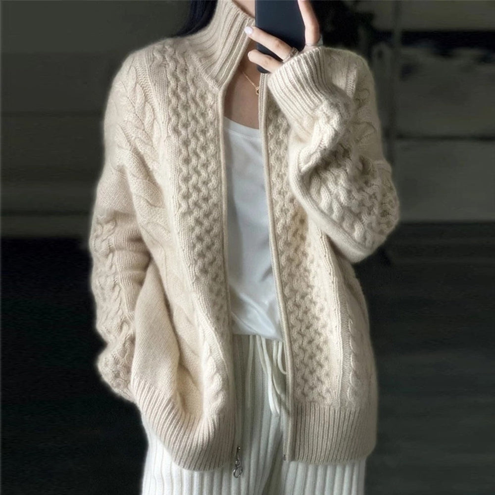 Damen-Strickjacke mit Reißverschluss und Zopfmuster