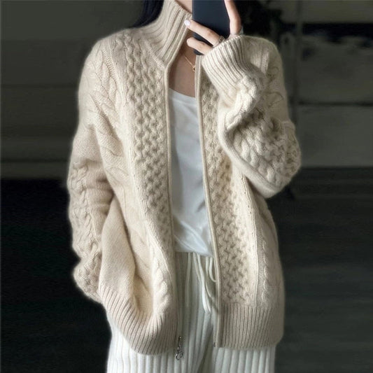 Damen-Strickjacke mit Reißverschluss und Zopfmuster