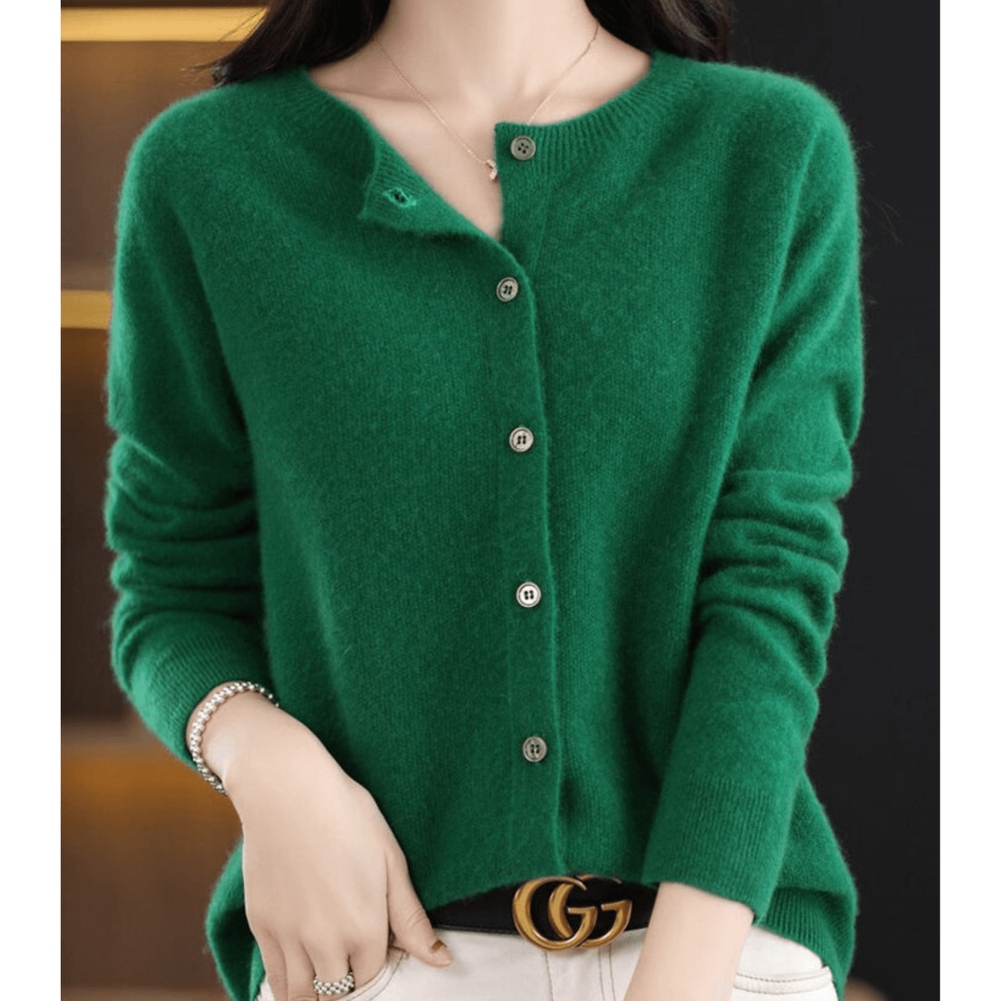 Damen-Strickjacke mit V-Ausschnitt