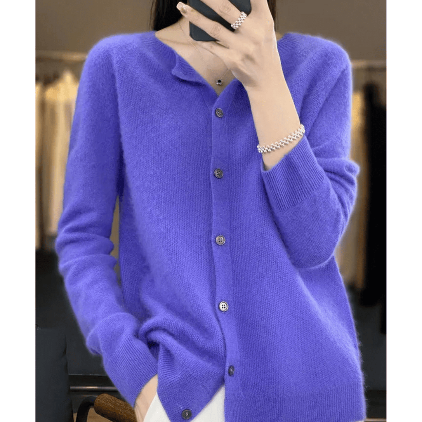 Damen-Strickjacke mit V-Ausschnitt