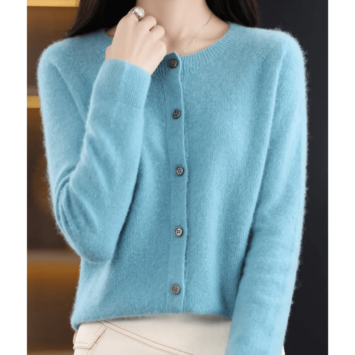 Damen-Strickjacke mit V-Ausschnitt