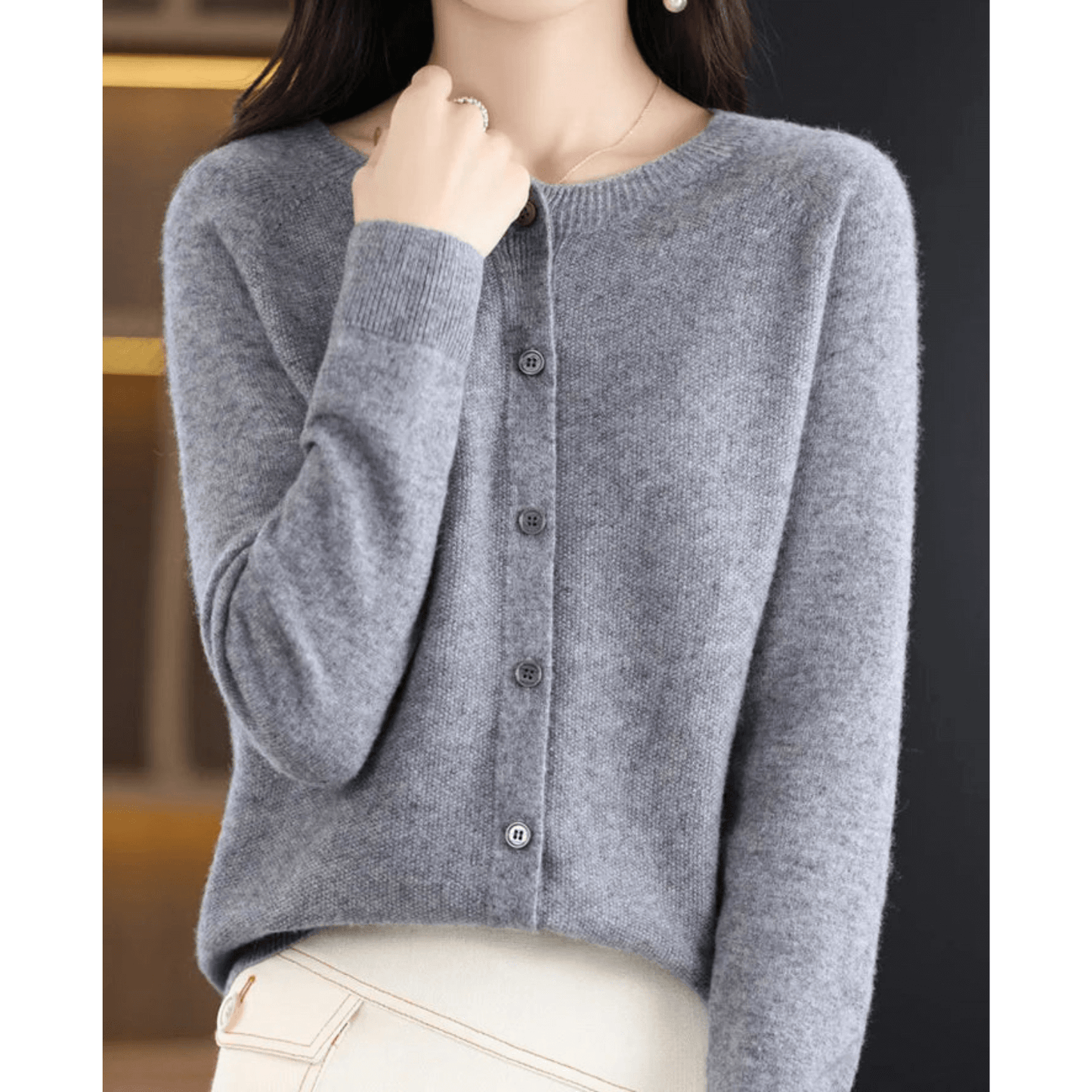 Damen-Strickjacke mit V-Ausschnitt