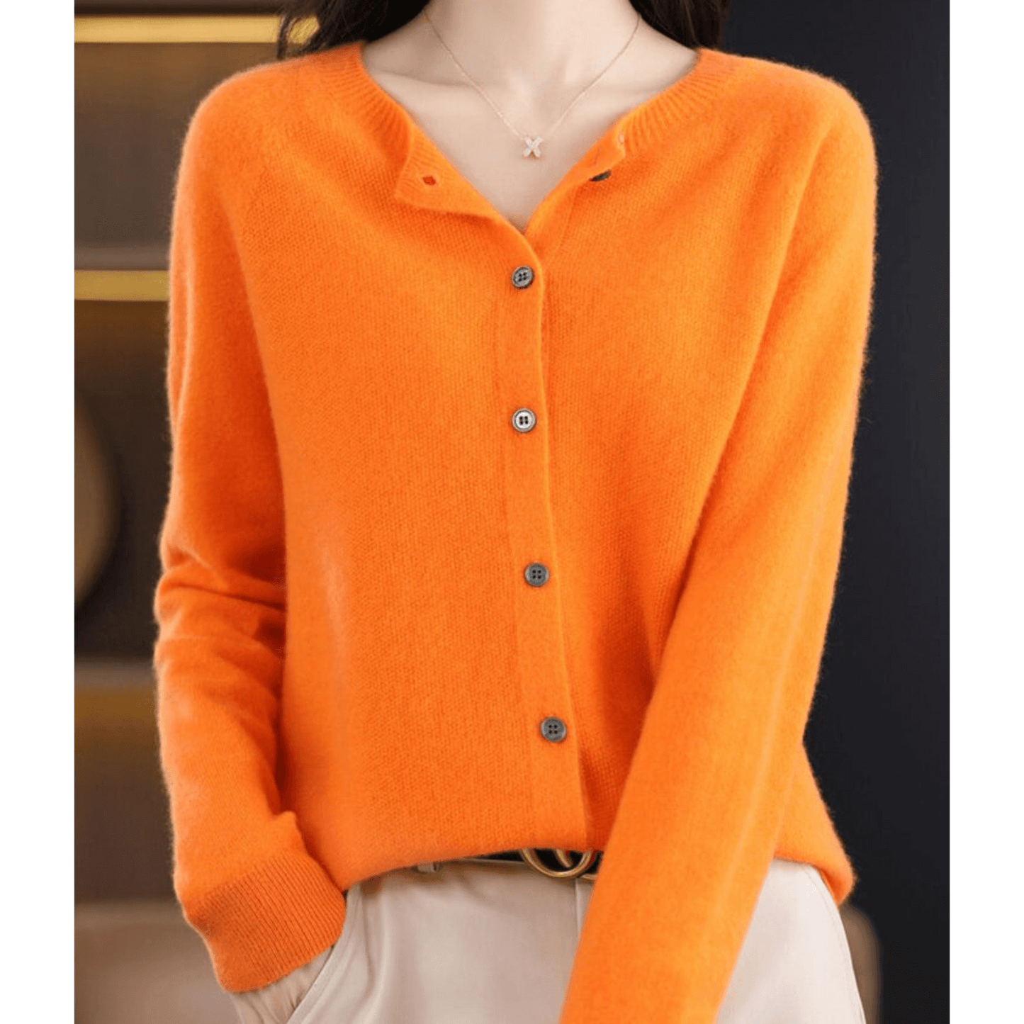 Damen-Strickjacke mit V-Ausschnitt