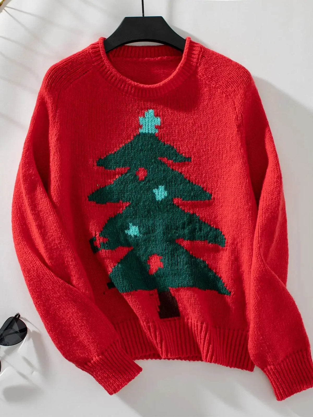 Damen-Strickpullover aus Acryl mit Rundhalsausschnitt und Weihnachtsbaummuster – reguläre Passform für kühle Tage