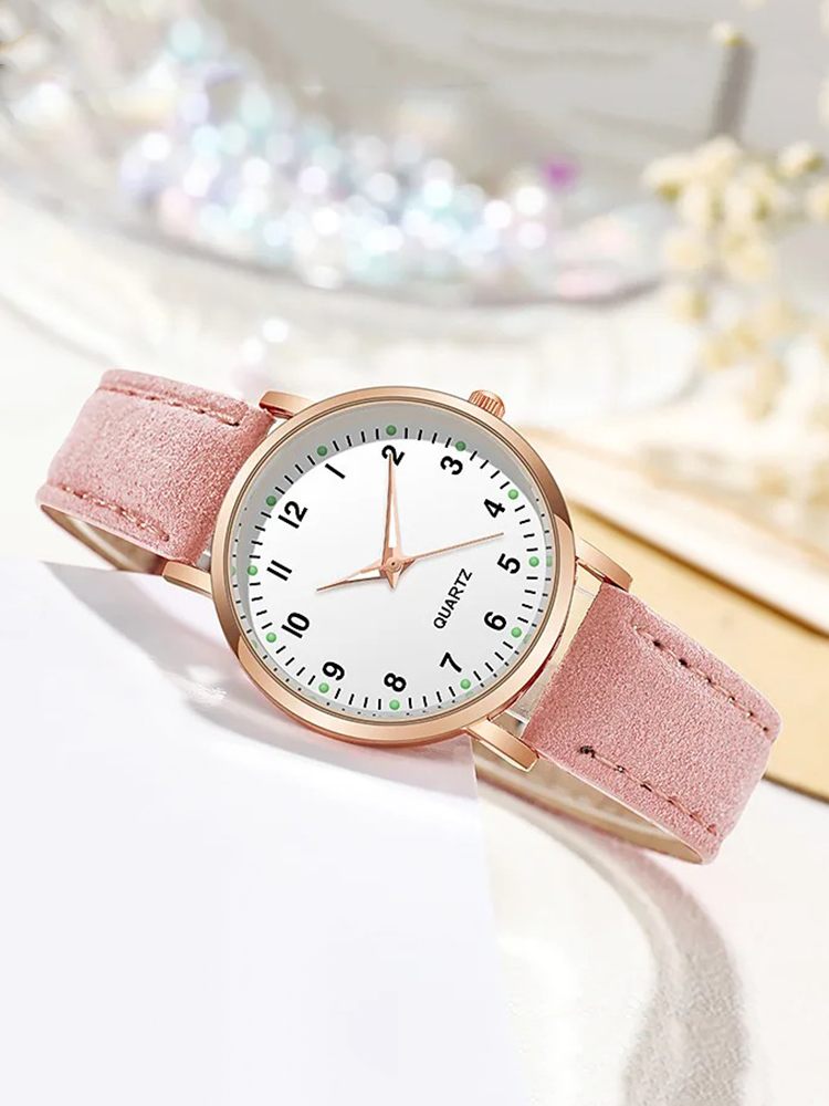 Damenarmbanduhr aus Leder in Roségold