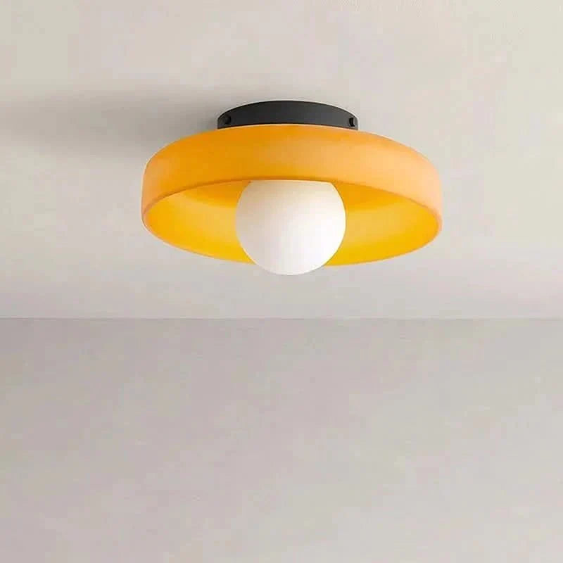 Deckenleuchte aus Glas im skandinavischen Design – Stimmungsvolle Beleuchtung für jedes Interieur