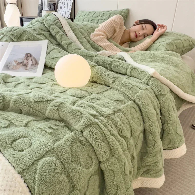 Dicke Fleecedecke mit Herzmuster