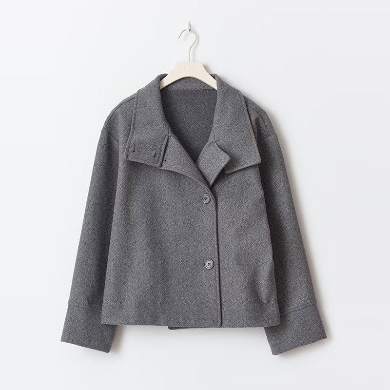 Doppelreihige kurze Jacke im Luxusstil aus warmem Material