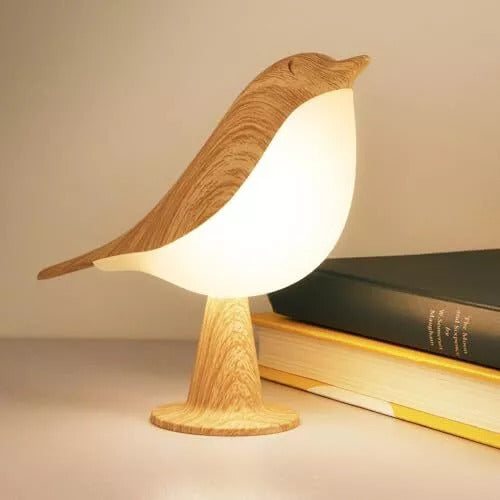 Eine Lampe, die Natur, Licht und Ruhe in Ihr Zuhause bringt