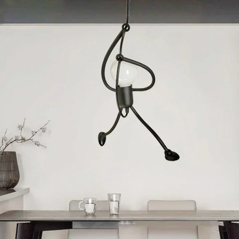 Einzigartige Wandlampe: Skulptur eines kletternden Mannes im Industrial-Design, skandinavische Wandbeleuchtung