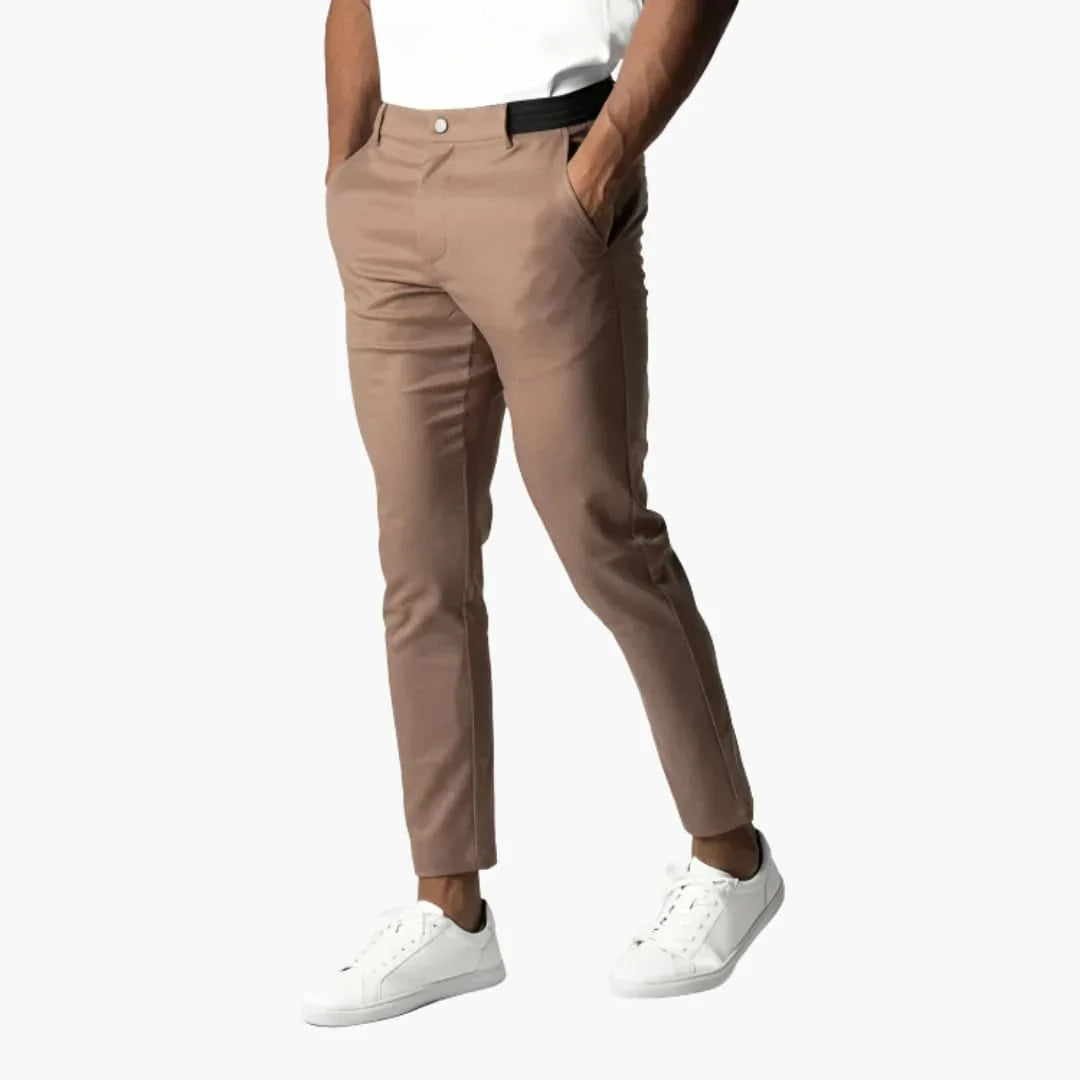 Elastische Herren-Chinohose mit Bund und geradem Bein