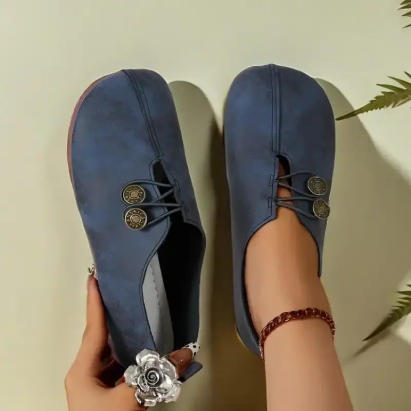 Elegante, ergonomische flache Schuhe mit runder Zehenkappe und weicher Sohle